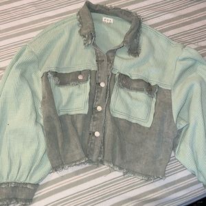 Pol green size L waffle knit, balloon sleeve Shacket